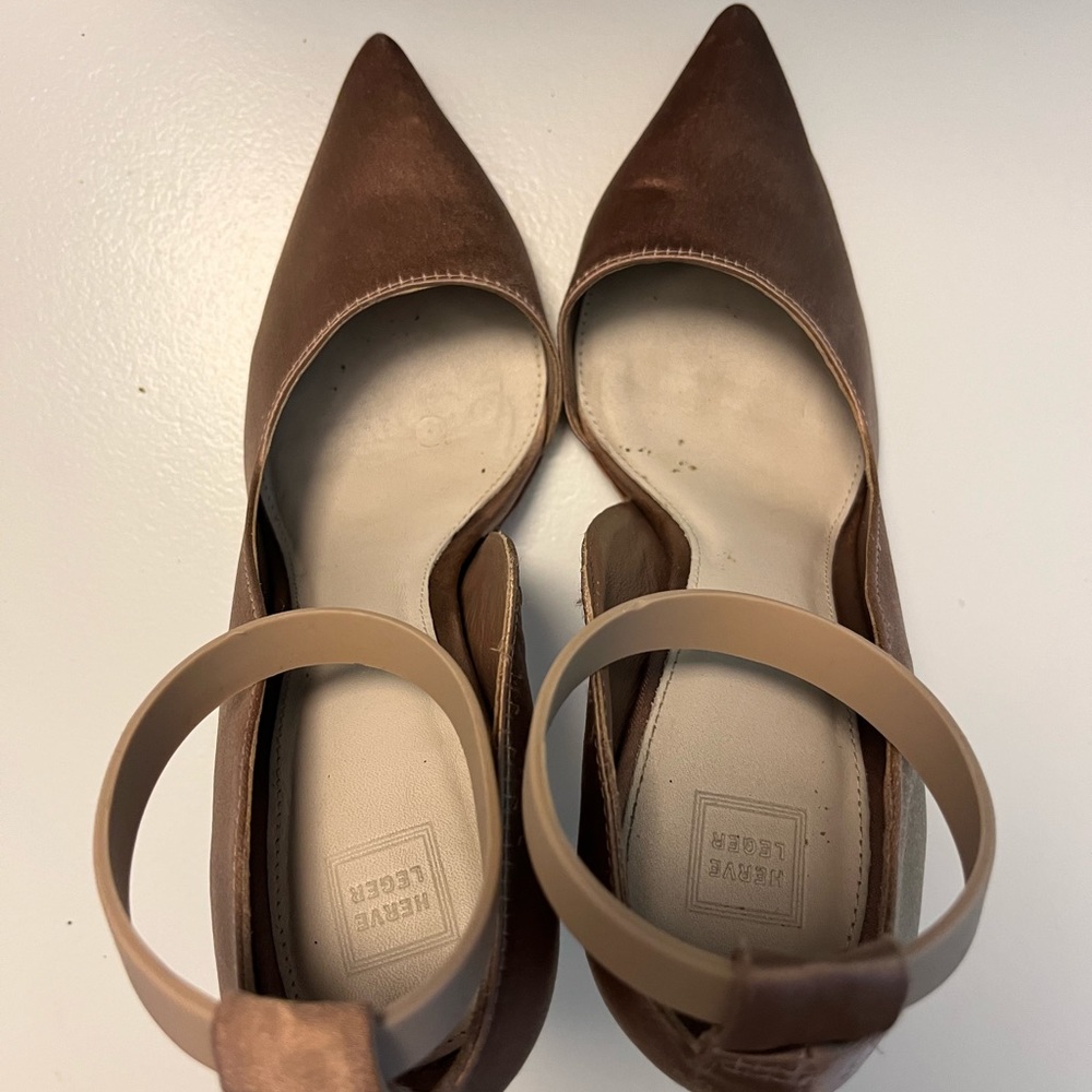Herve Leger nude light pink neutral satin pointed point toe heels pumps … - Picture 4 of 10